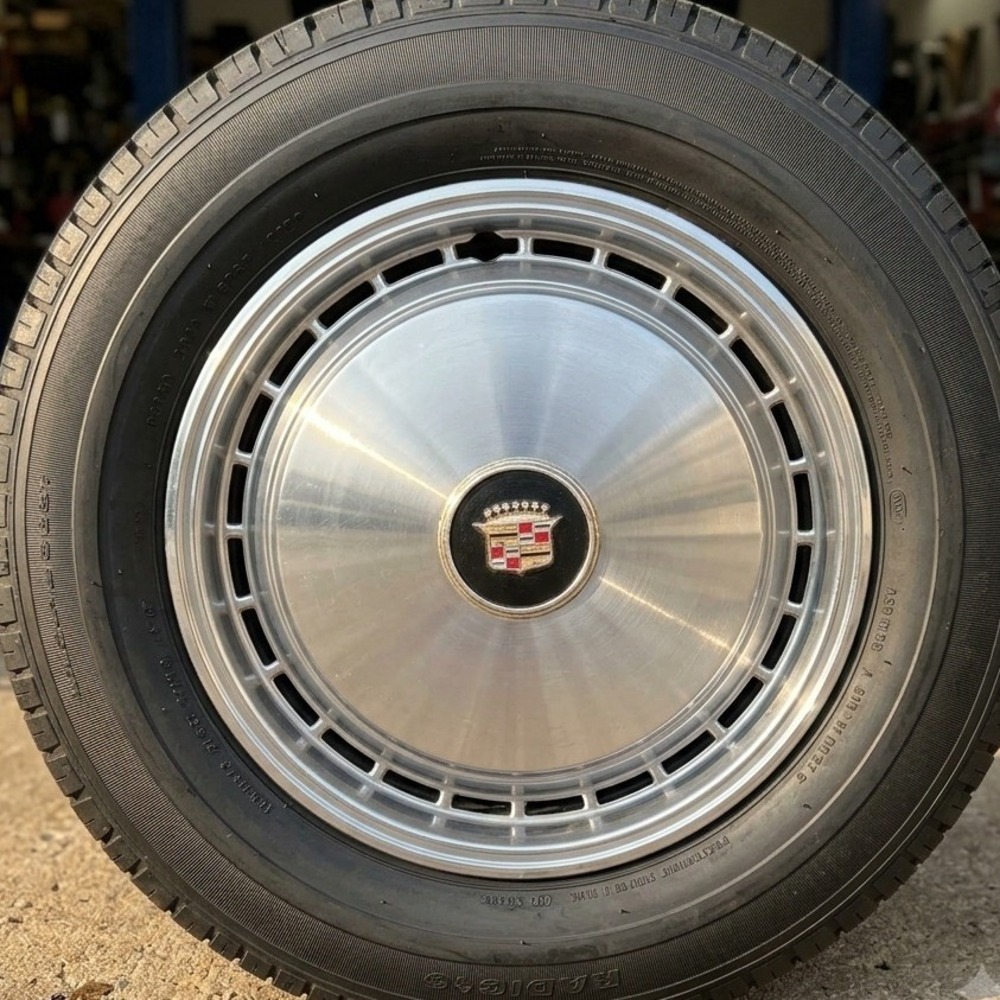 Vintage Cadillac Hubcap Wheel Cover Crest Crown Emblem Silver Black